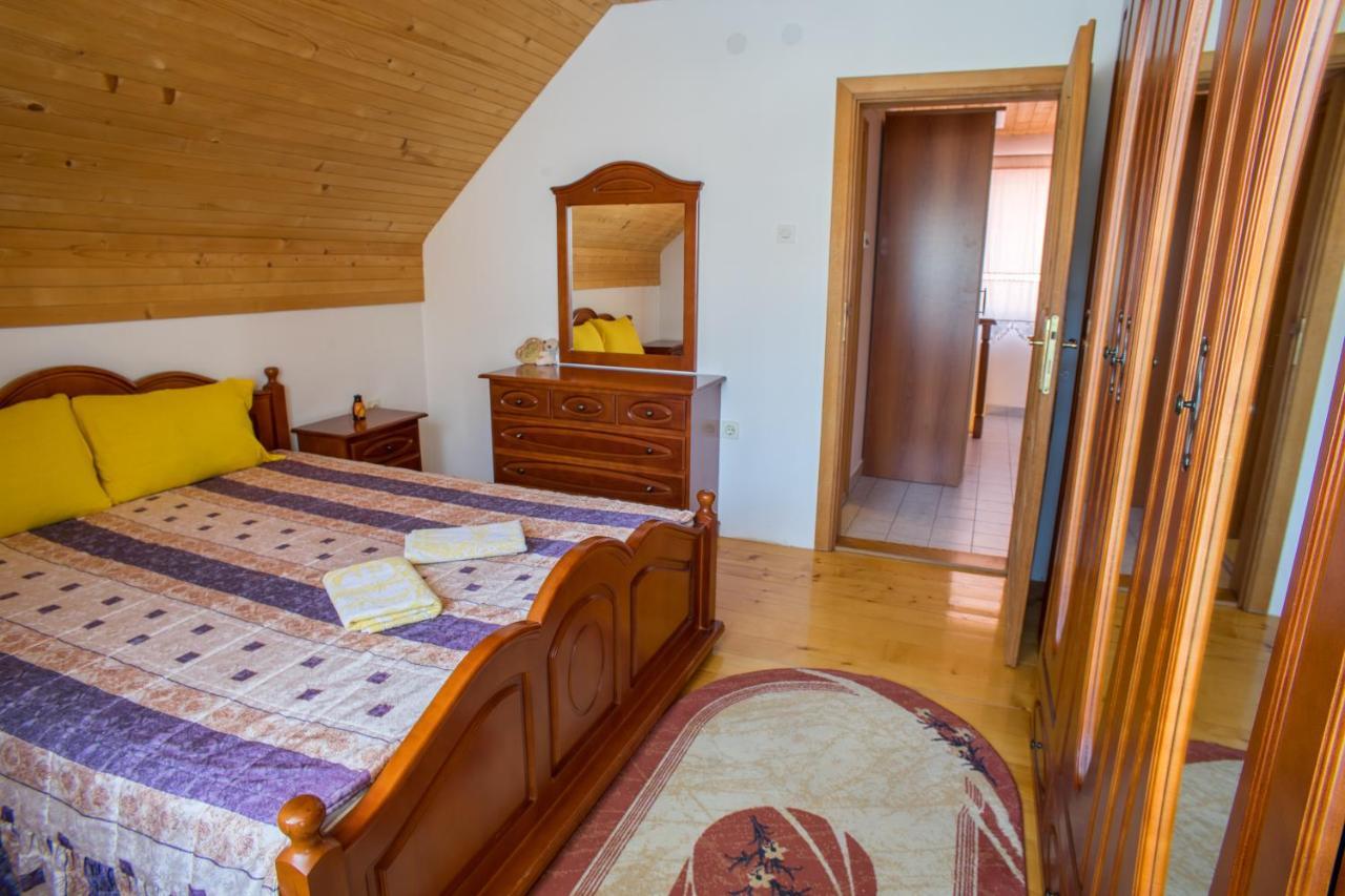 Apartmani Mila Жабляк Экстерьер фото